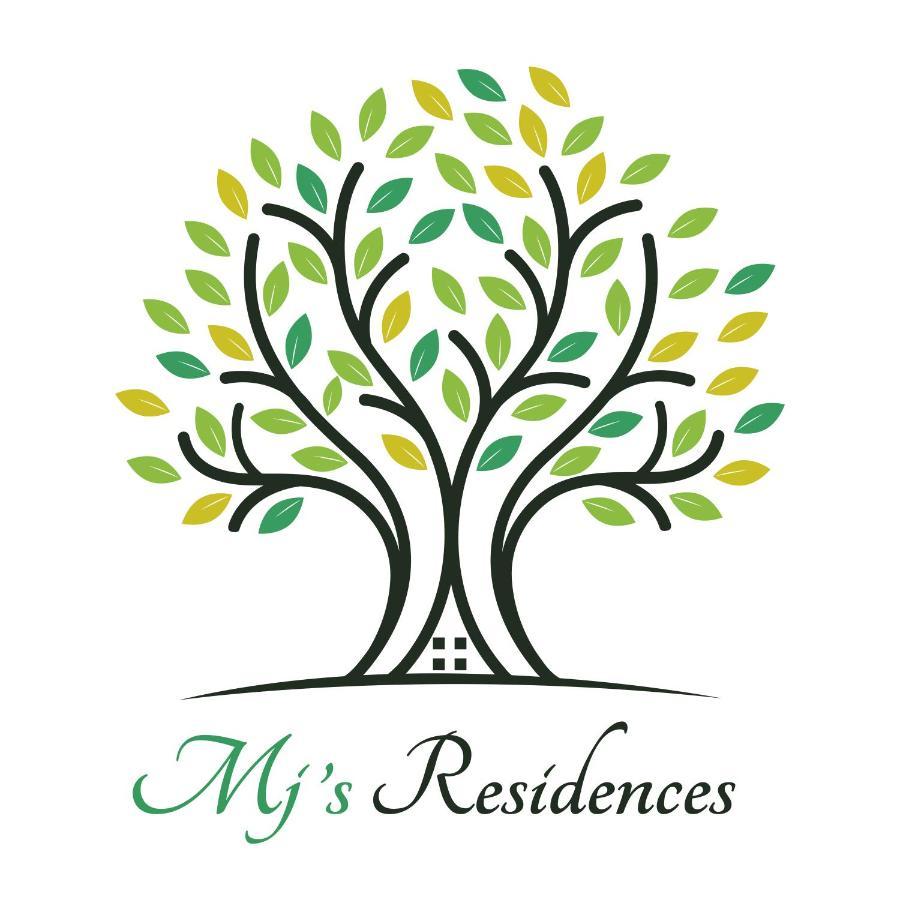 Mj'S Residences Garden Hotel Moalboal Exterior foto